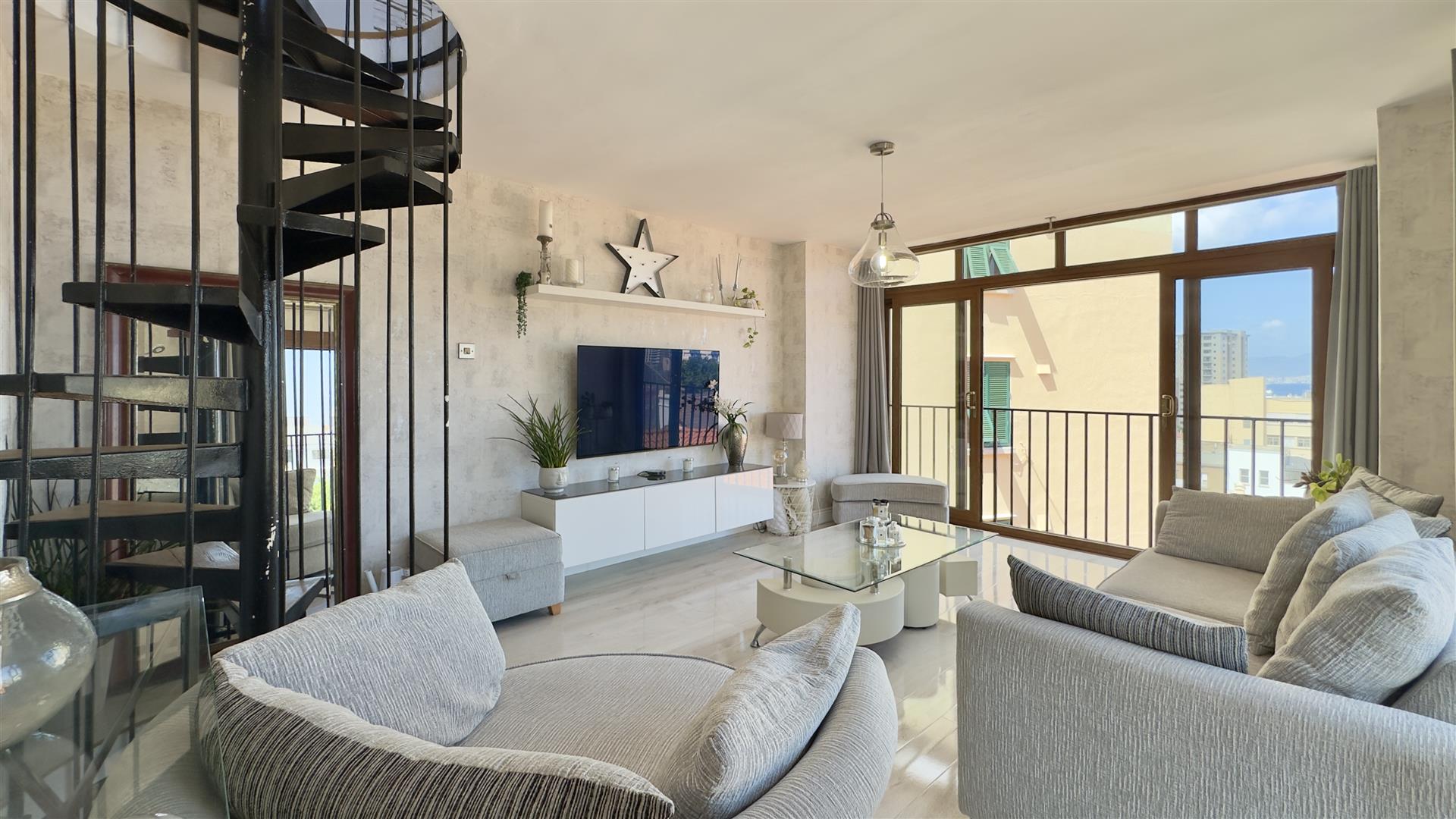 Image of House - 2 Bedrooms - 1 Bathrooms for Sale in Upper Town-Gibraltar, Image 12